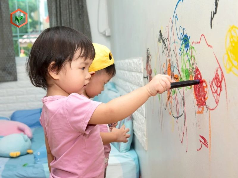 Mẹp làm sạch vết bút chì, bút sáp màu