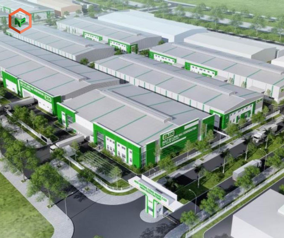 Phối Màu Sơn Cho Nhà Xưởng Như Thế Nào Tối Ưu? 17 Mẫu 2: Nhà xưởng sản xuất này sử dụng màu xám nhạt làm tông chủ đạo kết hợp tông xanh lá