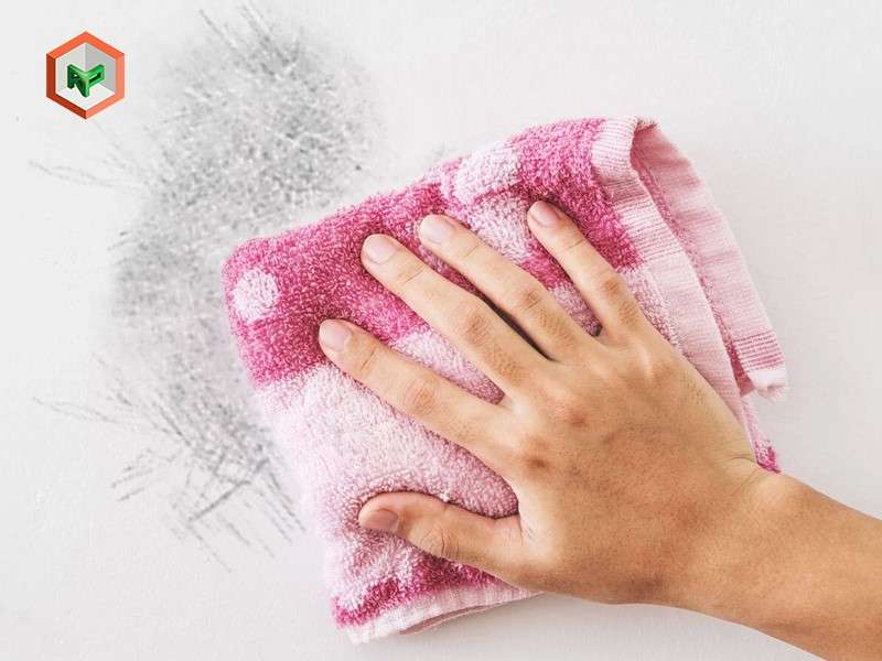 Khả năng lau chùi và chống bám bẩn
